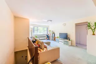 69-28 Kissena Blvd, Kew Gardens, NY 11367 - Photo 17