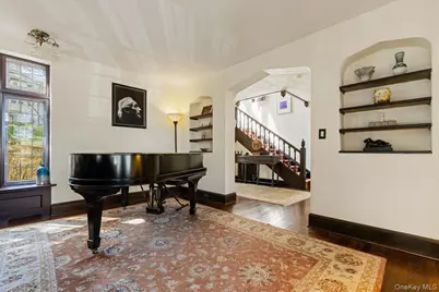 8 Club Way, Hartsdale, NY 10530 - Photo 9