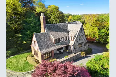 8 Club Way, Hartsdale, NY 10530 - Photo 1