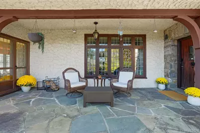 8 Club Way, Hartsdale, NY 10530 - Photo 3