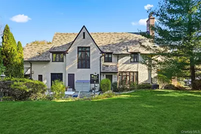 8 Club Way, Hartsdale, NY 10530 - Photo 31