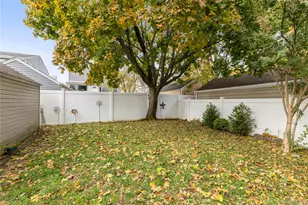 959 N 5th St, New Hyde Park, NY 11040 - Photo 31