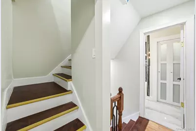 10411 205th Street, Saint Albans, NY 11412 - Photo 21