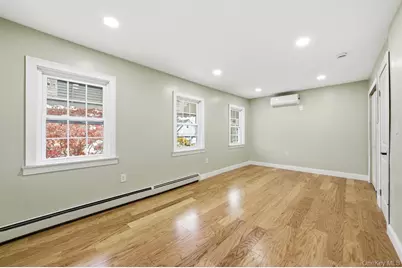 10411 205th Street, Saint Albans, NY 11412 - Photo 31