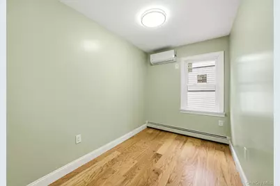 10411 205th Street, Saint Albans, NY 11412 - Photo 27