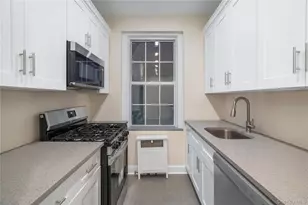 110-07 73rd Rd, Forest Hills, NY 11375 - Photo 13