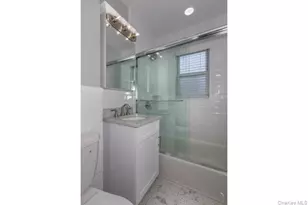 10 Laramie Rd, West Babylon, NY 11704 - Photo 9