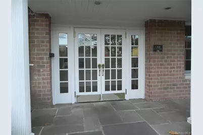 1 Consulate Drive #110, Tuckahoe, NY 10707 - Photo 3