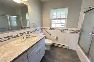 215 Woodbridge Dr, Ridge, NY 11961 - Photo 9