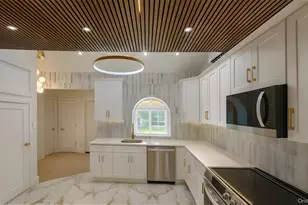 504 Gazzola Dr, Patchogue, NY 11772 - Photo 5