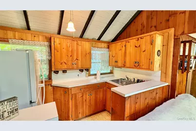 3300 Baker Street #16, Mohegan Lake, NY 10547 - Photo 7