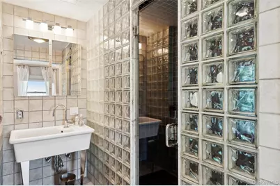 24 Jennings Avenue, Southampton, NY 11968 - Photo 23