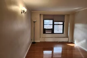 61-15 S 98th St, Rego Park, NY 11374 - Photo 11