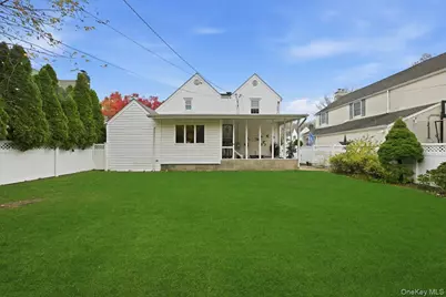 143 Bromleigh Road, Garden City, NY 11530 - Photo 31