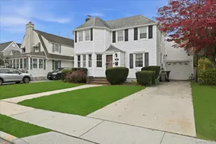 143 Bromleigh Rd, Garden City, NY 11530 - Photo 3