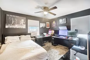 35 Gibson Blvd, Valley Stream, NY 11581 - Photo 21