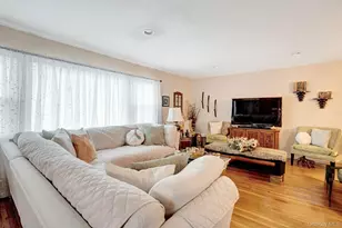 35 Gibson Blvd, Valley Stream, NY 11581 - Photo 29