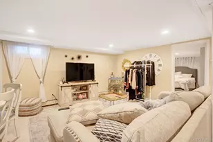 35 Gibson Blvd, Valley Stream, NY 11581 - Photo 7