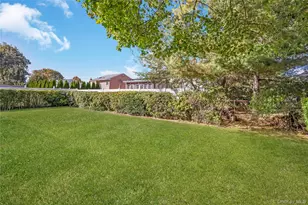 289 N Idaho Ave, Massapequa, NY 11758 - Photo 23