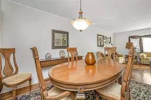 289 N Idaho Ave, Massapequa, NY 11758 - Photo 7