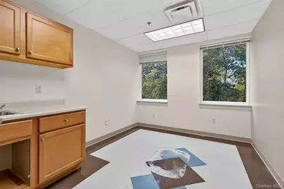 161 E Main Street, Port Jervis, NY 12771 - Photo 15