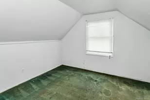 2676 Alder Ave, East Meadow, NY 11554 - Photo 15