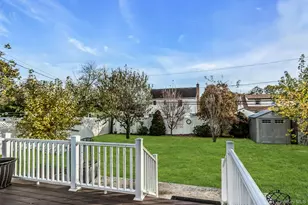 2676 Alder Ave, East Meadow, NY 11554 - Photo 19