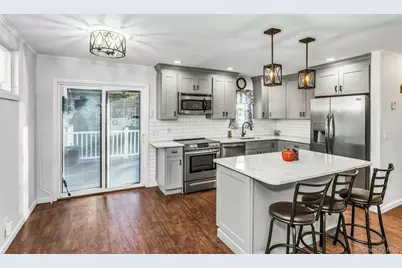 2676 Alder Avenue, East Meadow, NY 11554 - Photo 7