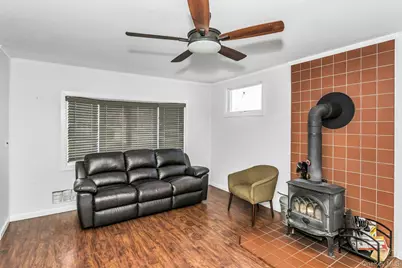 2676 Alder Avenue, East Meadow, NY 11554 - Photo 5