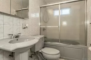 2676 Alder Ave, East Meadow, NY 11554 - Photo 11