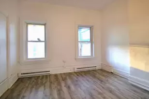 37 Lutheran St, Newburgh, NY 12550 - Photo 15