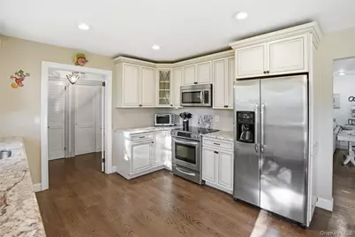 15 Club Drive, Southampton, NY 11968 - Photo 9