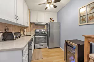 740 Broadway, Long Beach, NY 11561 - Photo 9