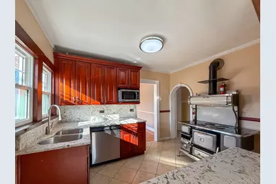 163 Shaw Avenue, Valley Stream, NY 11580 - Photo 9