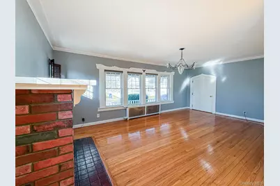 163 Shaw Avenue, Valley Stream, NY 11580 - Photo 5