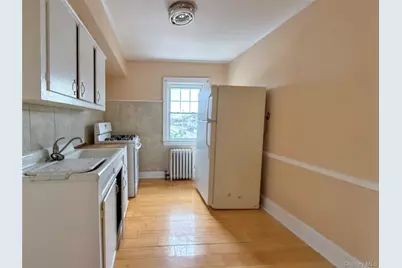 163 Shaw Avenue, Valley Stream, NY 11580 - Photo 21