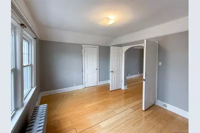 163 Shaw Avenue, Valley Stream, NY 11580 - Photo 17