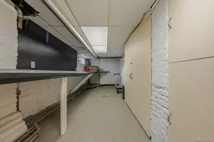 65 E 233rd St, Bronx, NY 10470 - Photo 37