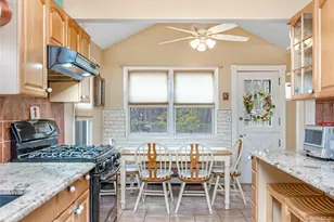 180 Lakeside Trail, Ridge, NY 11961 - Photo 5