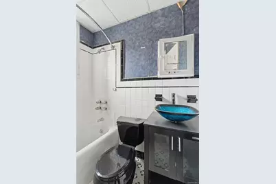 213 Burns Street, Forest Hills, NY 11375 - Photo 15