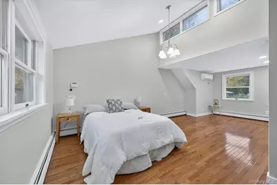 7 Claire Avenue, Huntington Station, NY 11746 - Photo 31