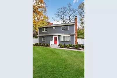 7 Claire Avenue, Huntington Station, NY 11746 - Photo 3