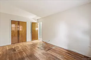 69-22 44th Ave, Woodside, NY 11377 - Photo 7