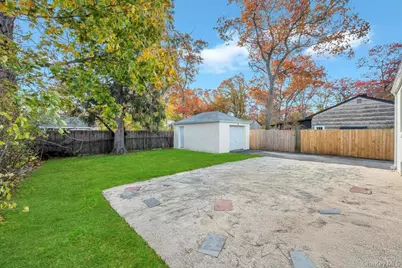 1151 Connetquot Avenue, Central Islip, NY 11722 - Photo 5