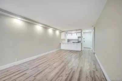 15038 Union Turnpike #12K, Kew Gardens, NY 11367 - Photo 11