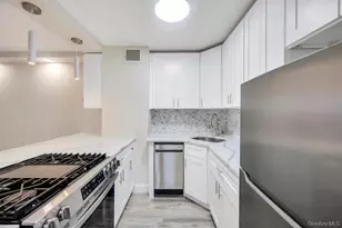 150-38 Union Tpke, Kew Gardens, NY 11367 - Photo 7