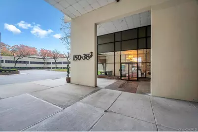 15038 Union Turnpike #12K, Kew Gardens, NY 11367 - Photo 3