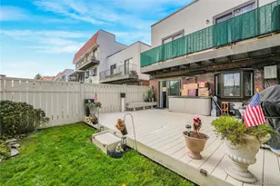 4-27 Schorr Dr, College Point, NY 11356 - Photo 13