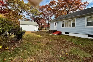 351 Nicolls Rd, Deer Park, NY 11729 - Photo 15