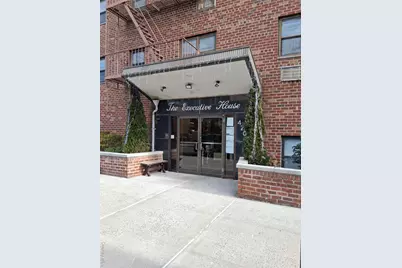 4200 Herkimer Place #4e, Bronx, NY 10470 - Photo 1